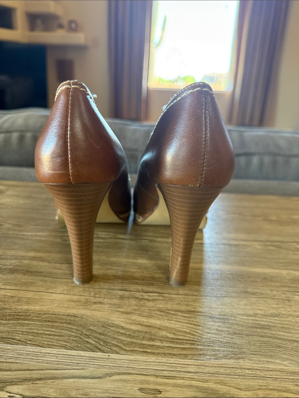 Vintage Daisy Fuentes Peep-Toe Heels - Picture 3 of 4